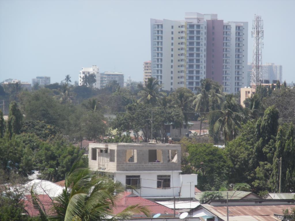 Hotel de Mag  Dar es Salaam Exterior foto