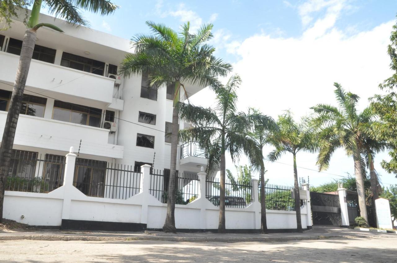 Hotel de Mag  Dar es Salaam Exterior foto